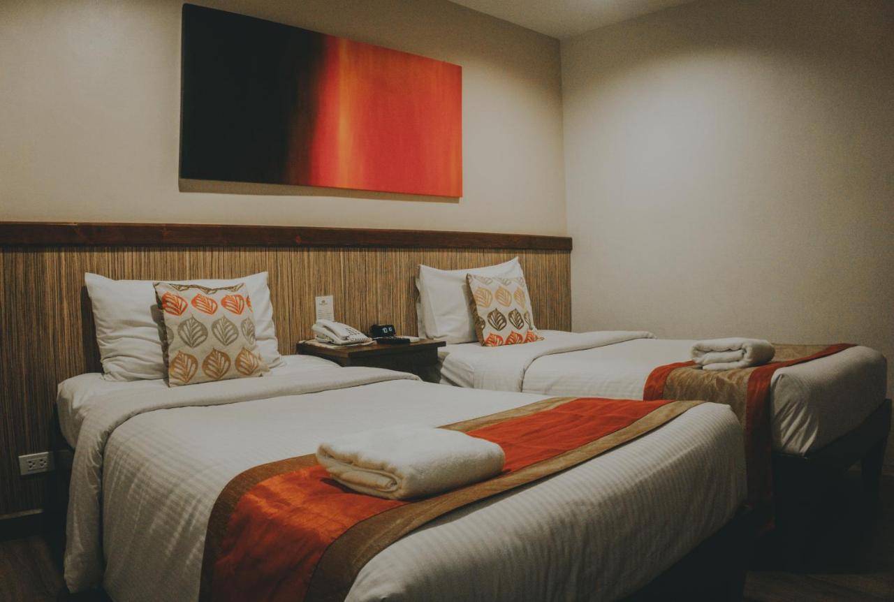 Ns Royal Hotel Cebu Ngoại thất bức ảnh