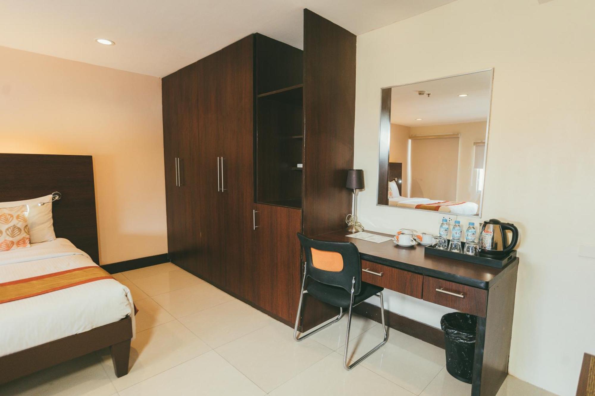 Ns Royal Hotel Cebu Ngoại thất bức ảnh